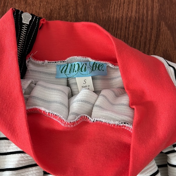 Dina Be skirt with elastic waistband, size S, made in USA - Picture 4 of 6